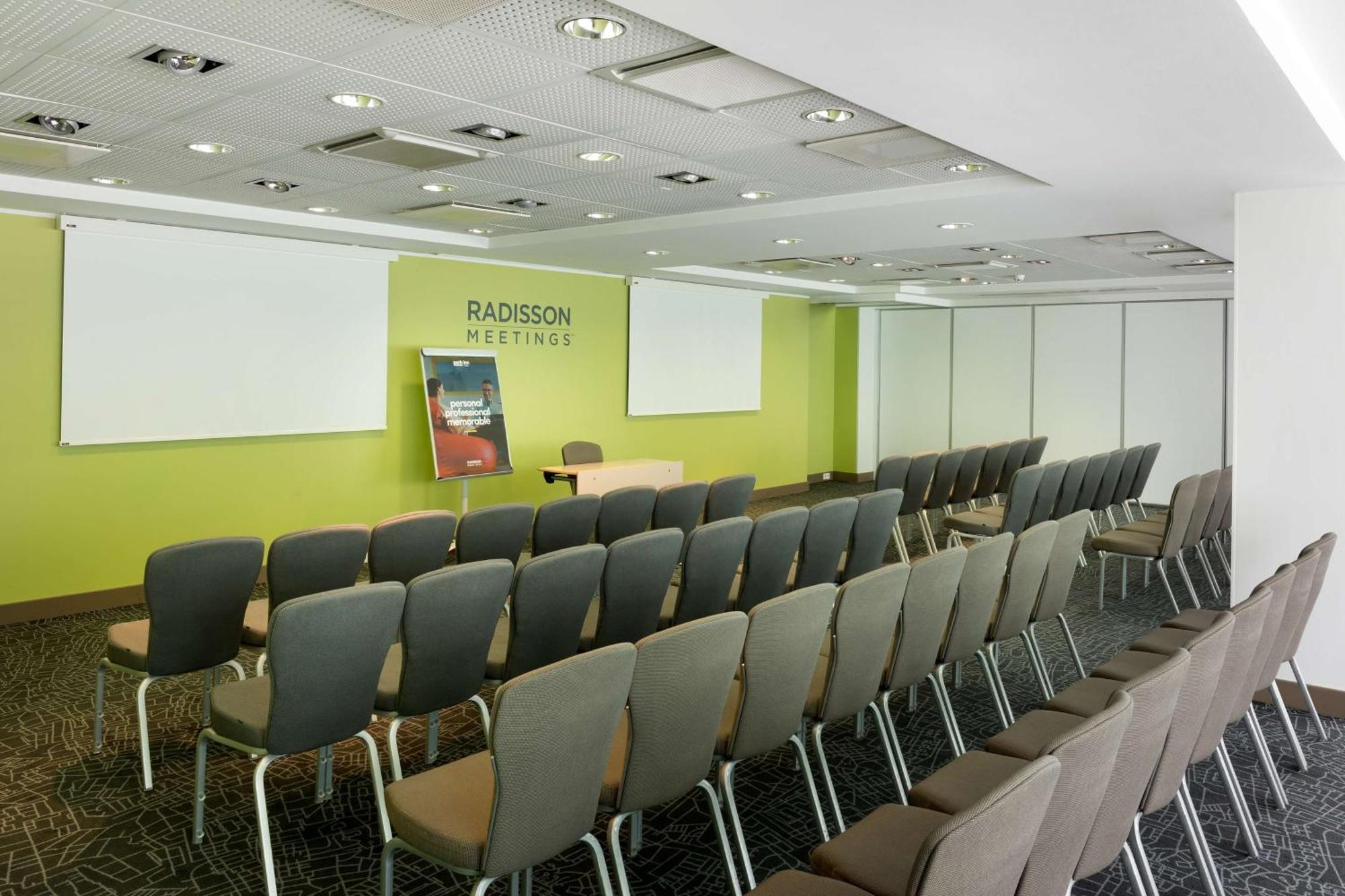 Park Inn By Radisson Central Tallinn Ngoại thất bức ảnh