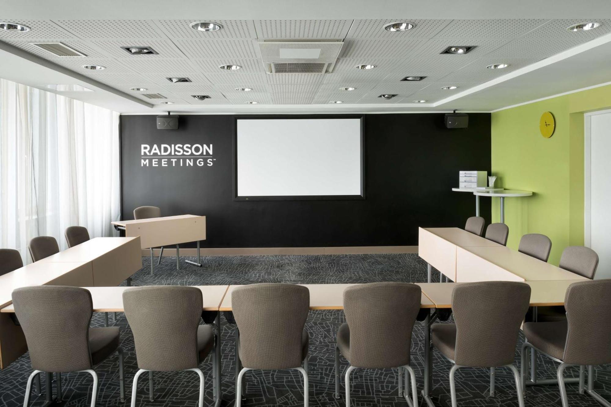 Park Inn By Radisson Central Tallinn Ngoại thất bức ảnh