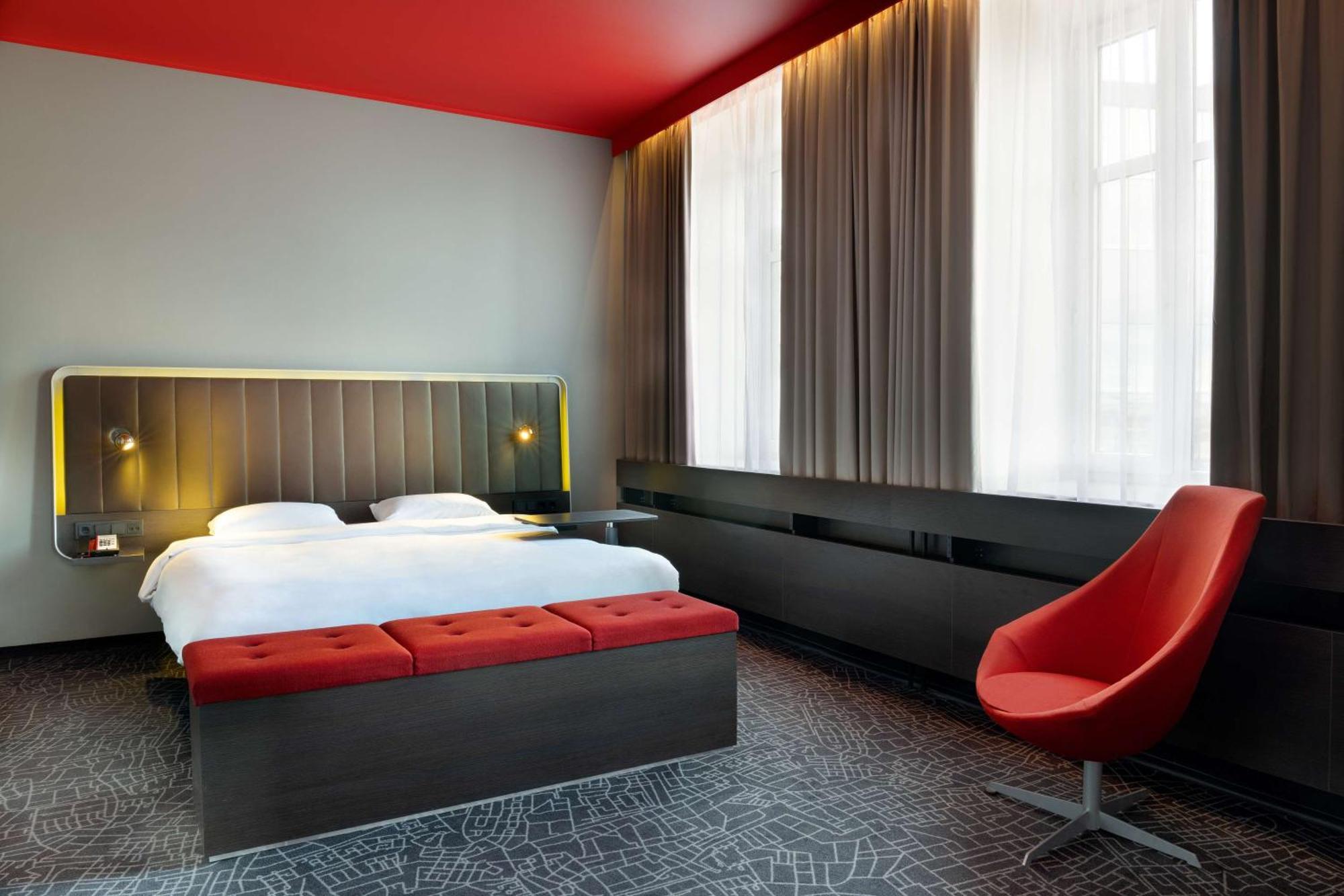 Park Inn By Radisson Central Tallinn Ngoại thất bức ảnh