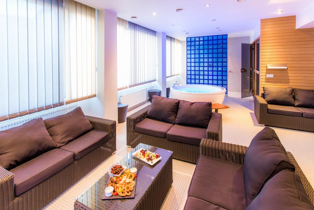 Park Inn By Radisson Central Tallinn Ngoại thất bức ảnh